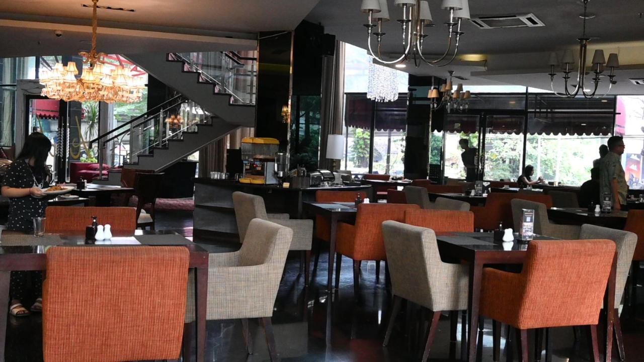 Amaroossa Cosmo ג'קרטה מראה חיצוני תמונה
